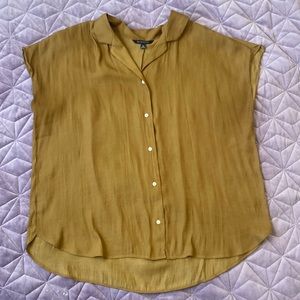 Banana Republic silky collared shirt, size XL, good condition